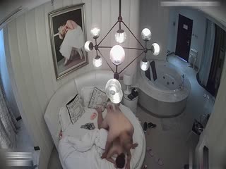 健身美女与中年野兽~感觉没有很想要被操~但还是一连被玩了3次