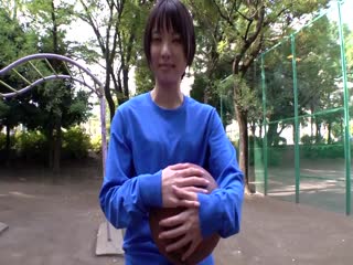 男孩子般的美丽女孩