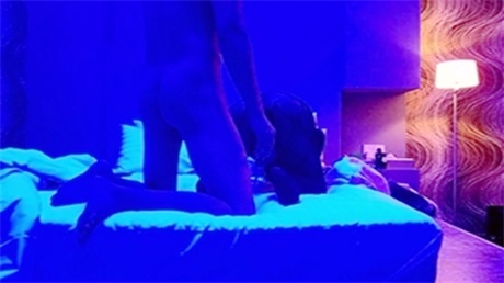 情侣度假疯狂啪啪 漂亮妹子被男友调教 黑丝口球捆绑毒龙 十分配合