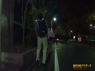 RB016 こんな僕が綺麗なお姉さんにファミレスで誘われた。。。奇跡の童貞脱出劇！
