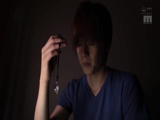 催眠洗脳NTR 親友の彼女に催眠をかけてイチャラブ同棲ごっこをして孕ませまくった。 深田えいみ