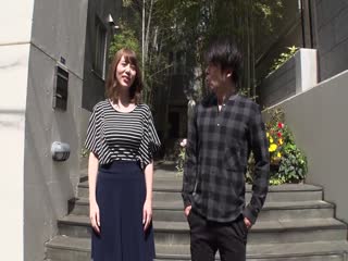 人妻的欲望无法压制 小泉真希