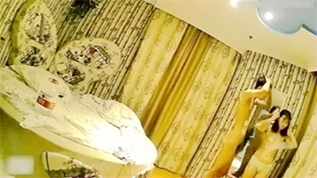 宾馆偷拍性感漂亮的短裙美女和骨瘦如柴的男友下课后一起开房,没想到那么瘦竟可以不休息连操2次