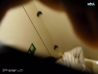 最新流出岛国大神暗藏国内某高级商场女卫隔间多视角拍脸又拍下面好多年轻漂亮妹子入镜胆真大1080P超清