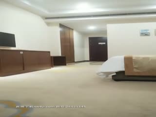 沈先生探花大合集 沈先生探花約了個短發妹子TP啪啪~穿上網襪騎乘口交插嘴大力猛操~呻吟嬌喘大聲非常誘人