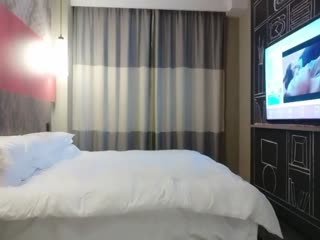 探花系列 大战一触即发，极品24岁外围平模，身高165，百媚千娇，楚楚动人，白嫩如霜