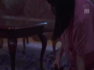 为了保护体弱多病的姐姐不受养父欺负 微乳美少女成了女仆 永濑唯