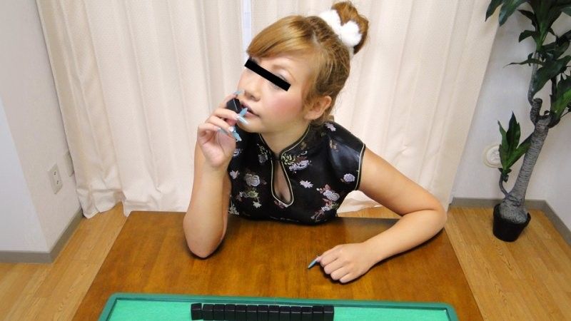 日乃雏野激情脱衣麻将大挑战！衣服输精光，性感胴体全曝光！【10musume_022425_01】